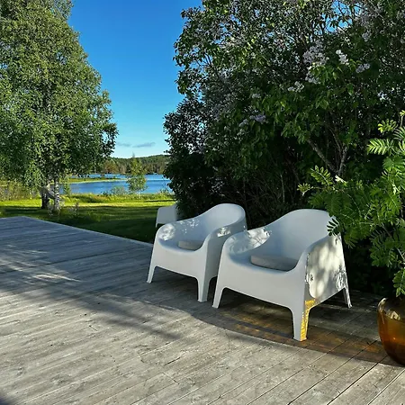 Semesterbostad Traditional Farmstead With Dock Near Vegar